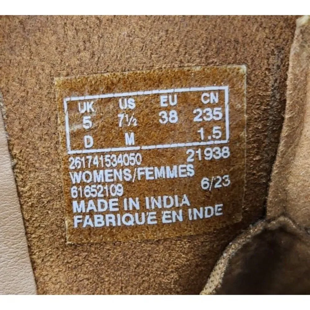 Clarks Camzin Loop Tan Suede Ankle Booties Womens Size 7.5 M Brown Country Boots